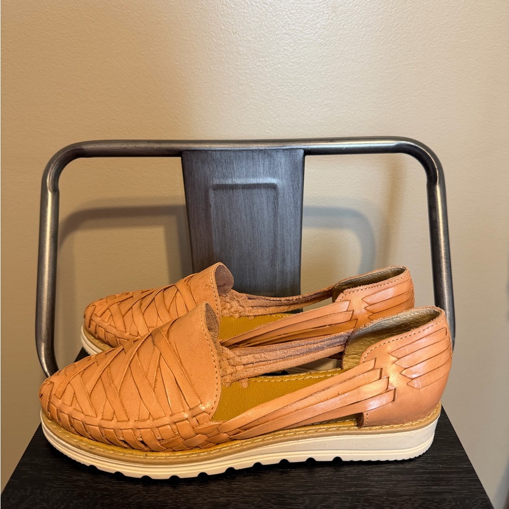 Macarena Collection Woven Leather Huarache Sandals Tan Slip On Flats Sz 10 - Picture 8 of 13